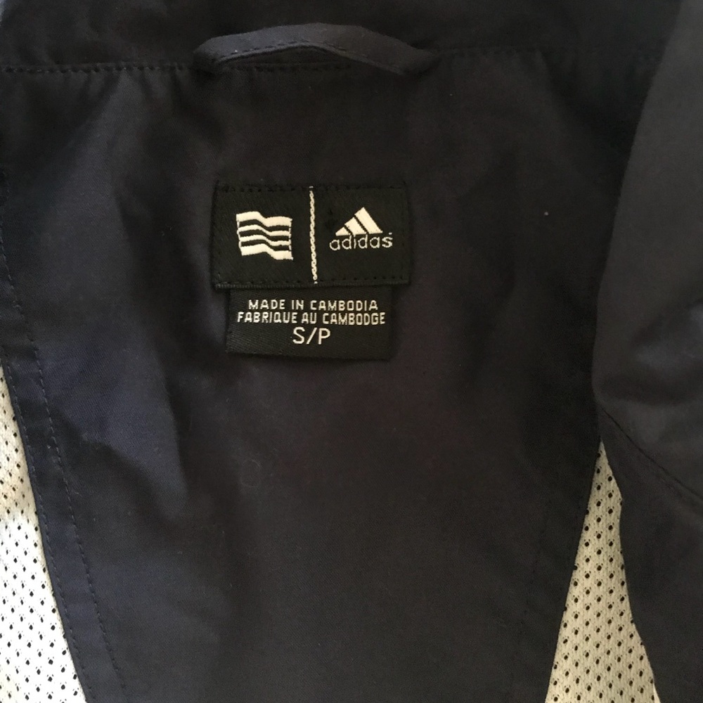 NWT Adidas vest WMNs
